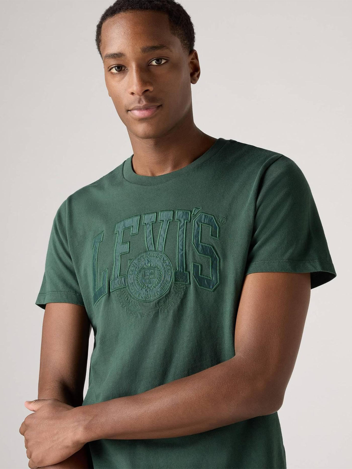 T-Shirt Classic Graphic