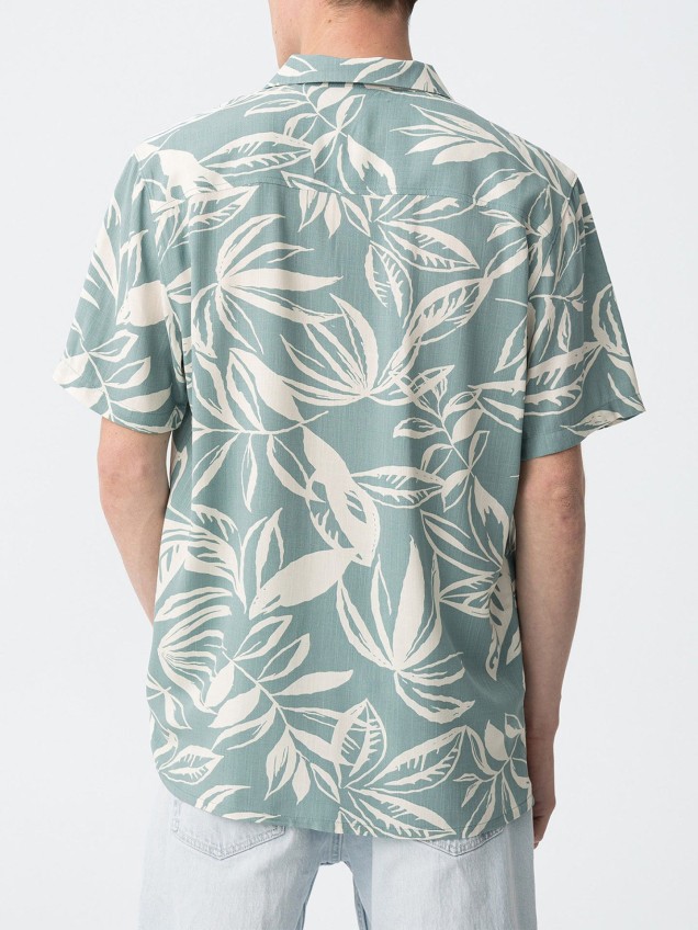 Camisa com Padrão Floral