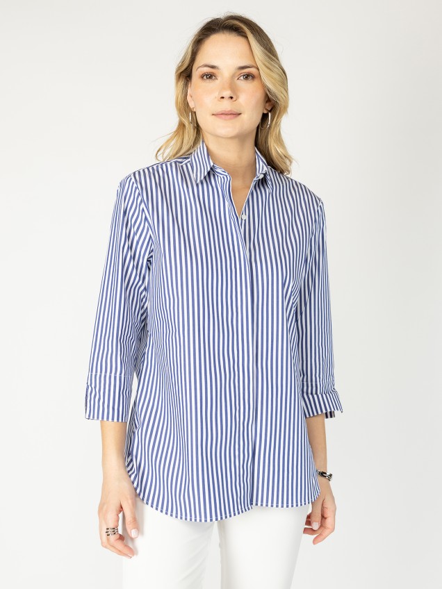 Camisa às Riscas