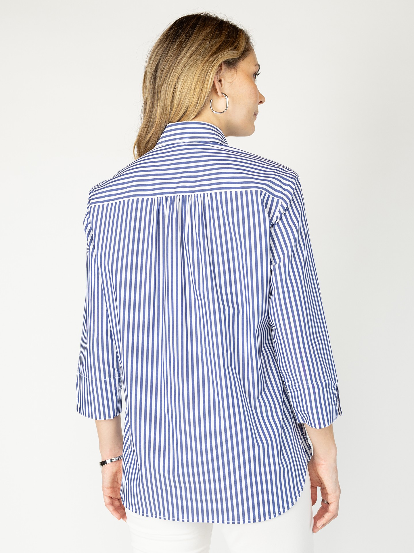 Camisa às Riscas