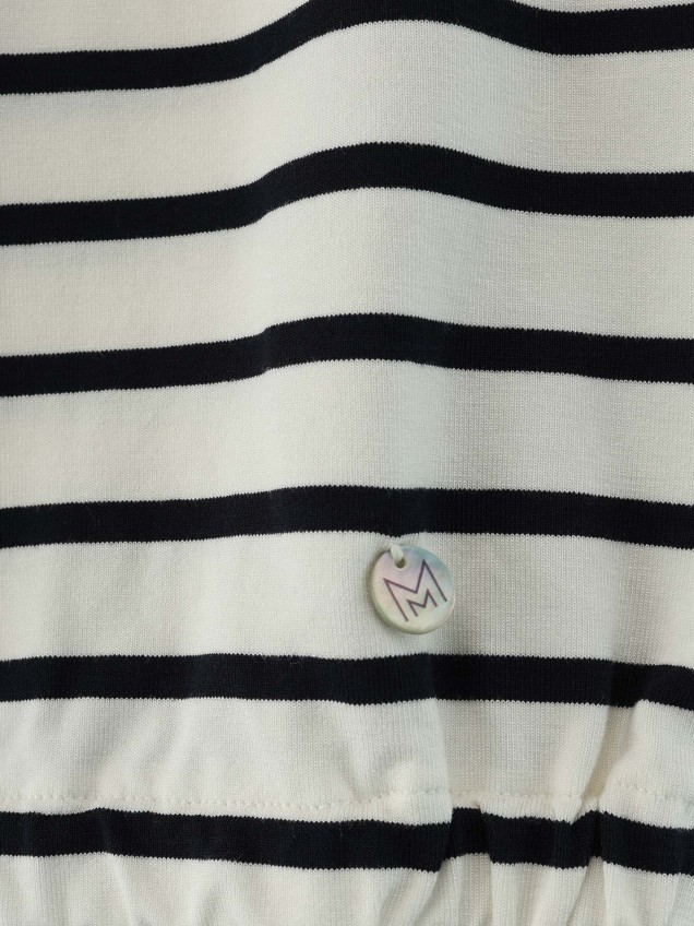 Blusa às Riscas