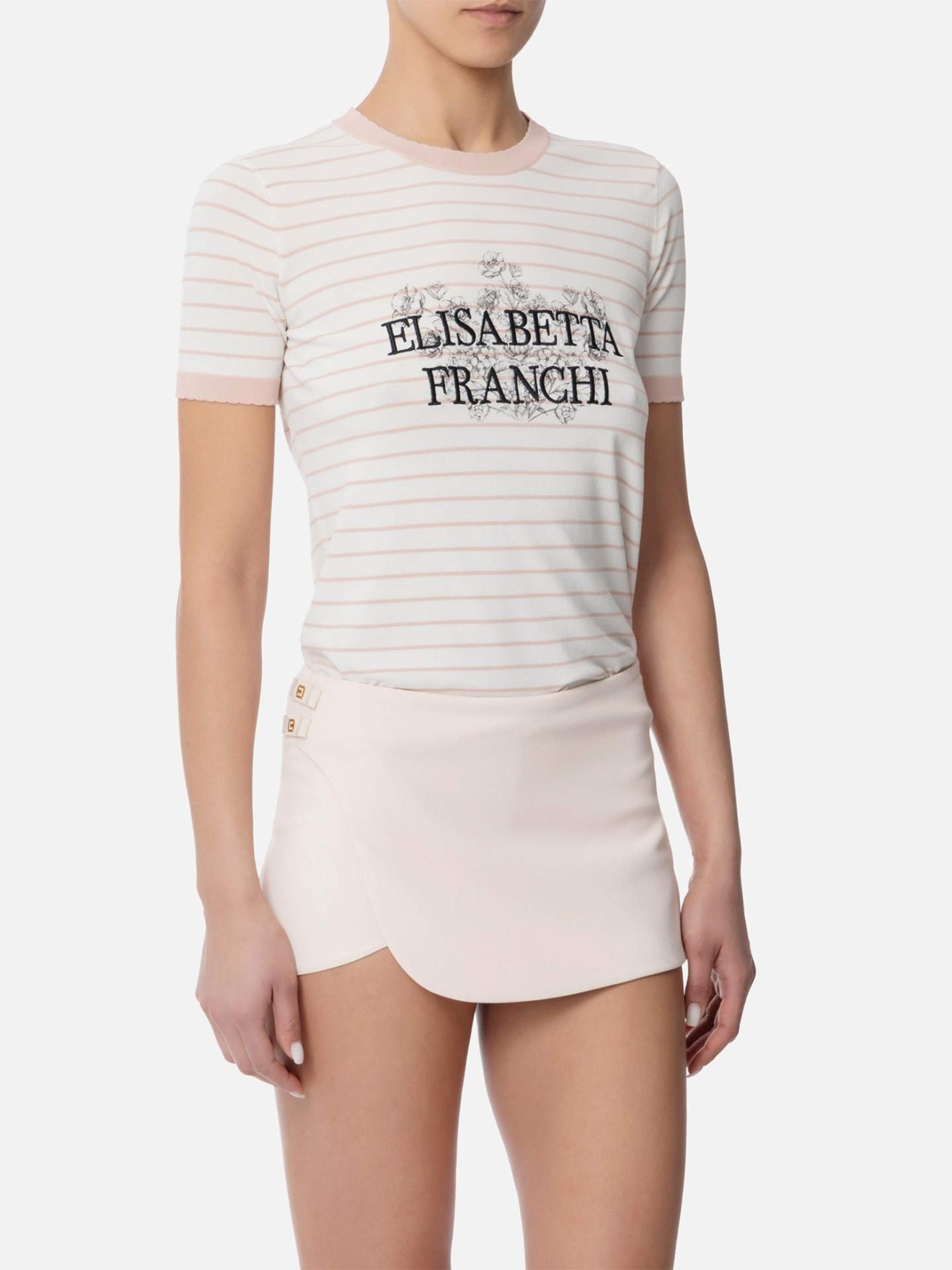 T-Shirt com Padro