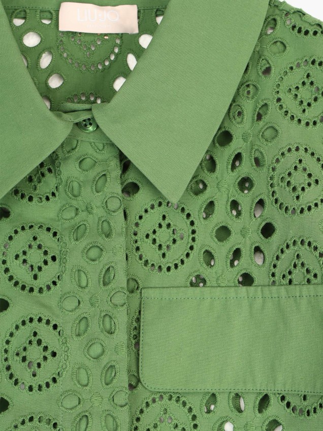Camisa com Bordado Inglês