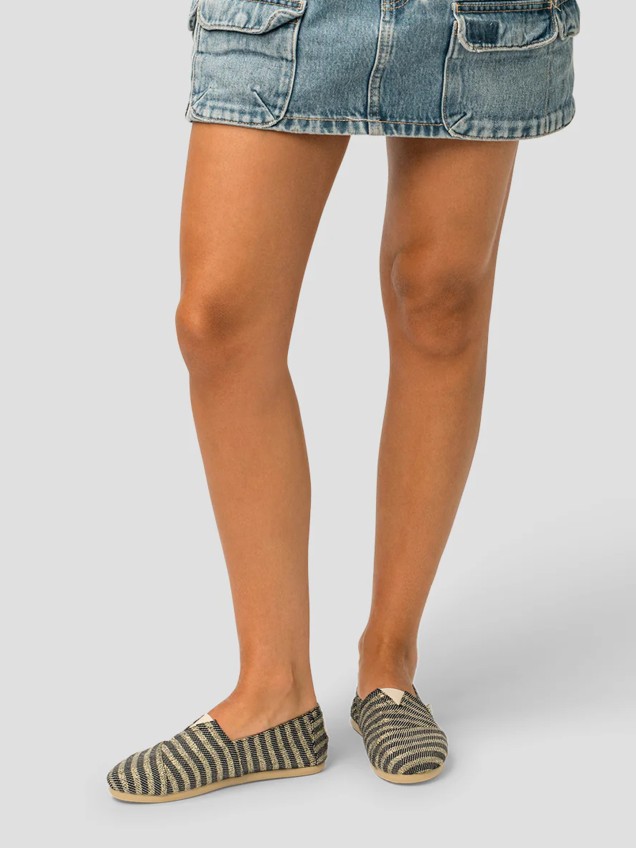 Alpercatas às Riscas