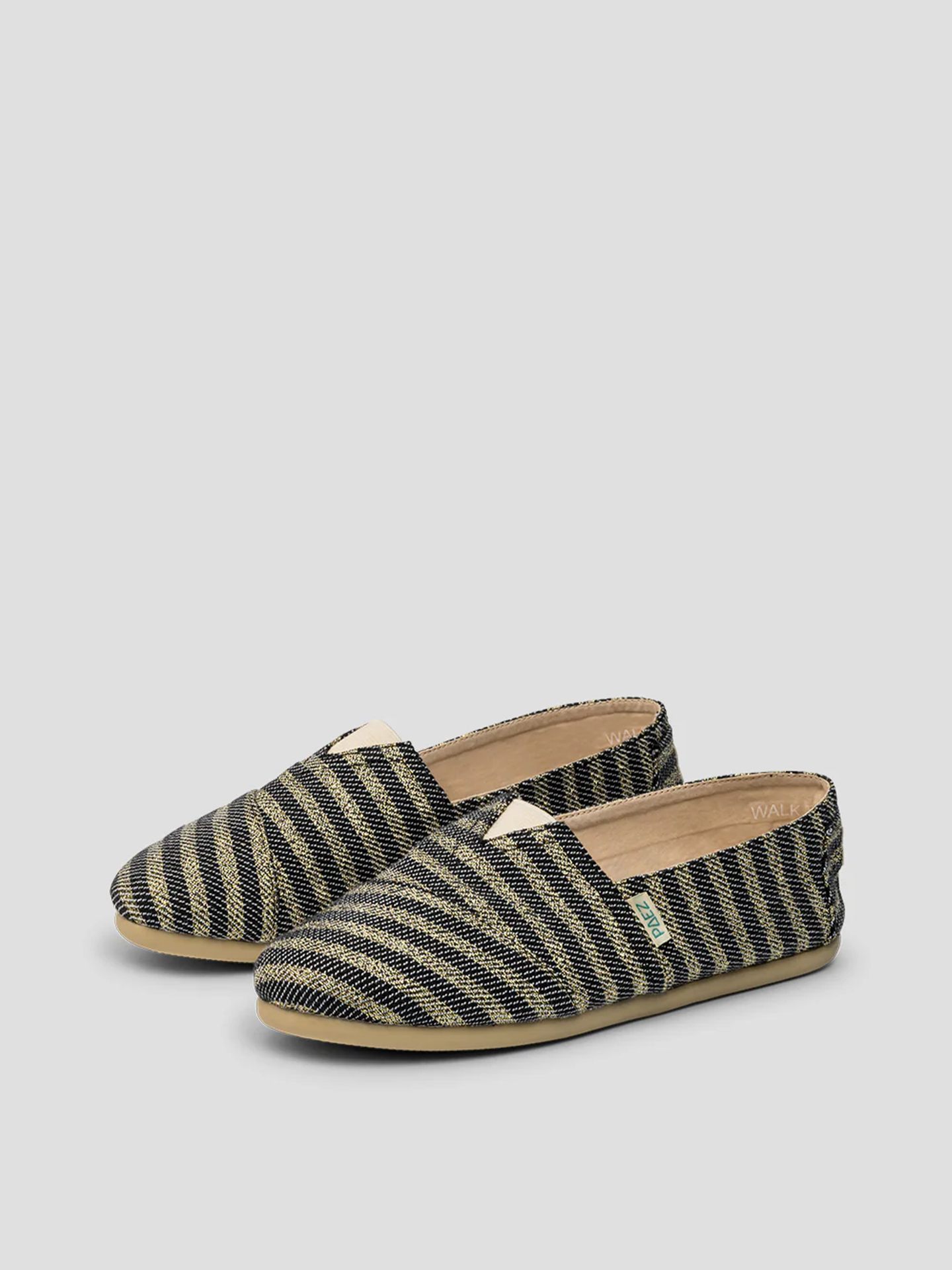 Alpercatas às Riscas