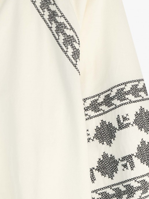Blusa com Bordado
