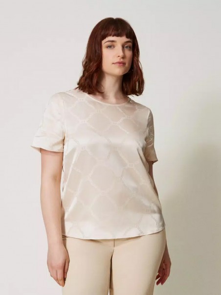 Blusa com Padro