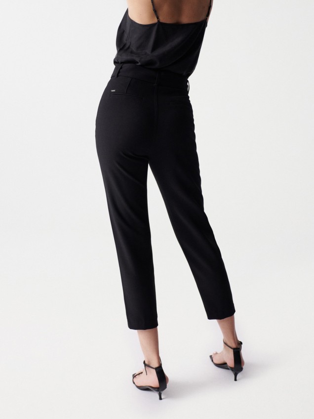 Calças Slim Cropped Fit