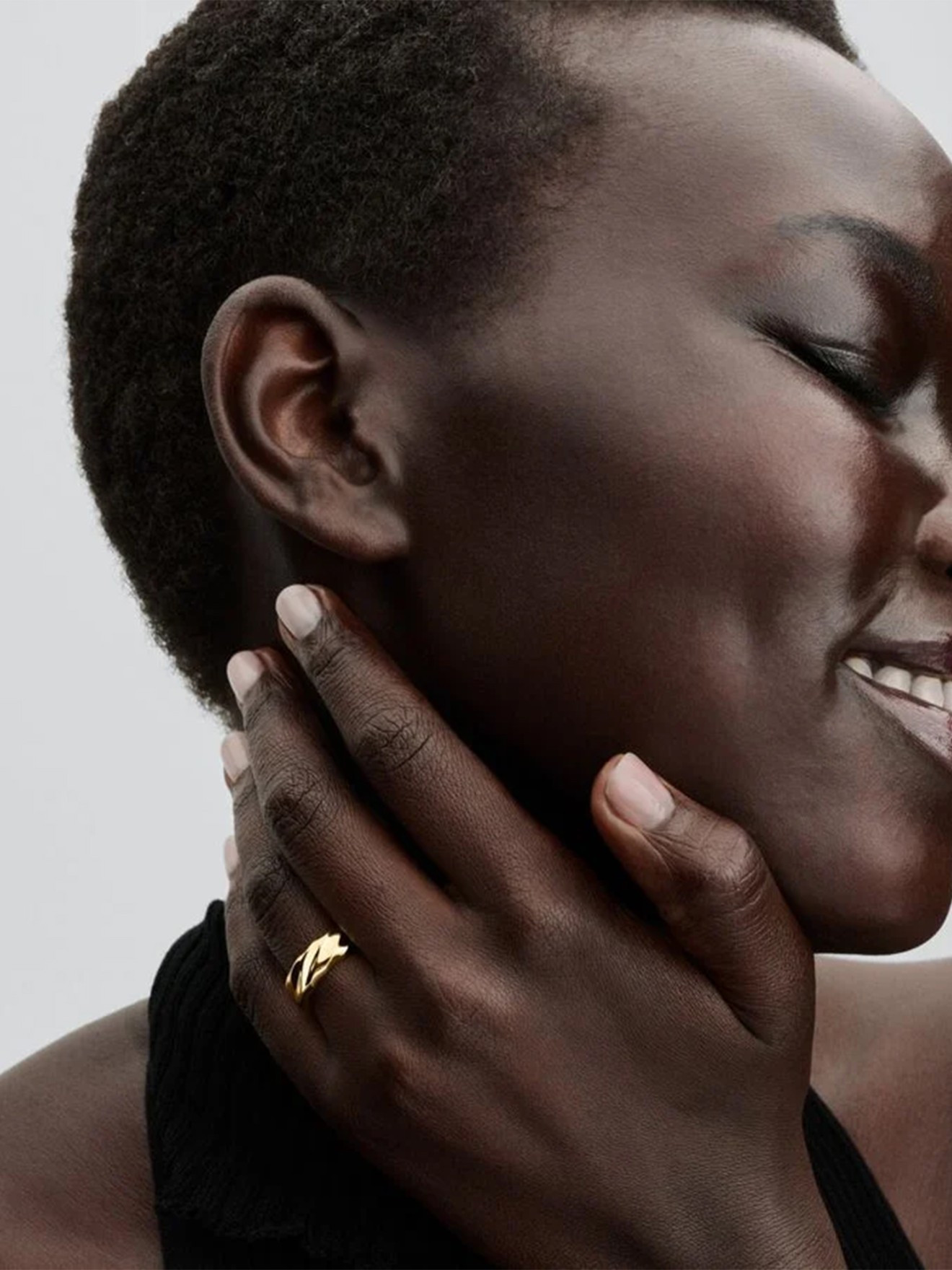 Anel de Aro Largo Ondulado