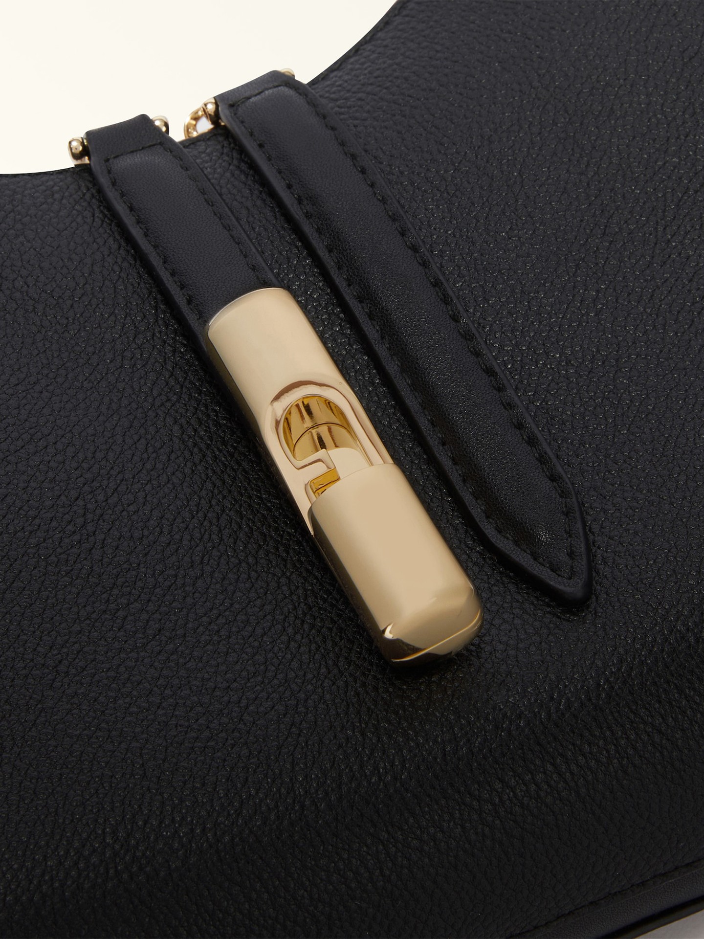 Mala de Ombro Goccia S