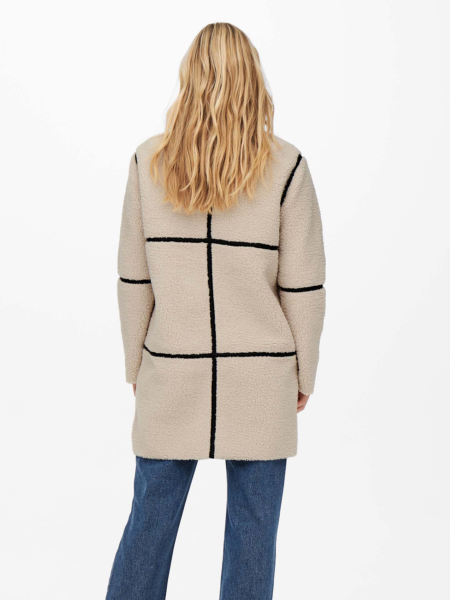 Casaco Teddy com Gola Larga