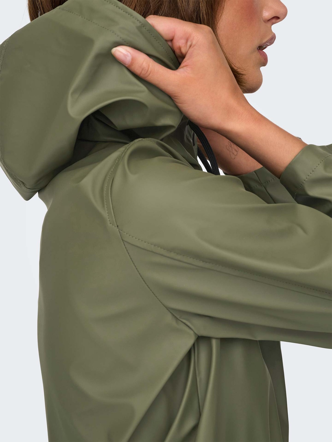 Parka Impermevel com Capuz