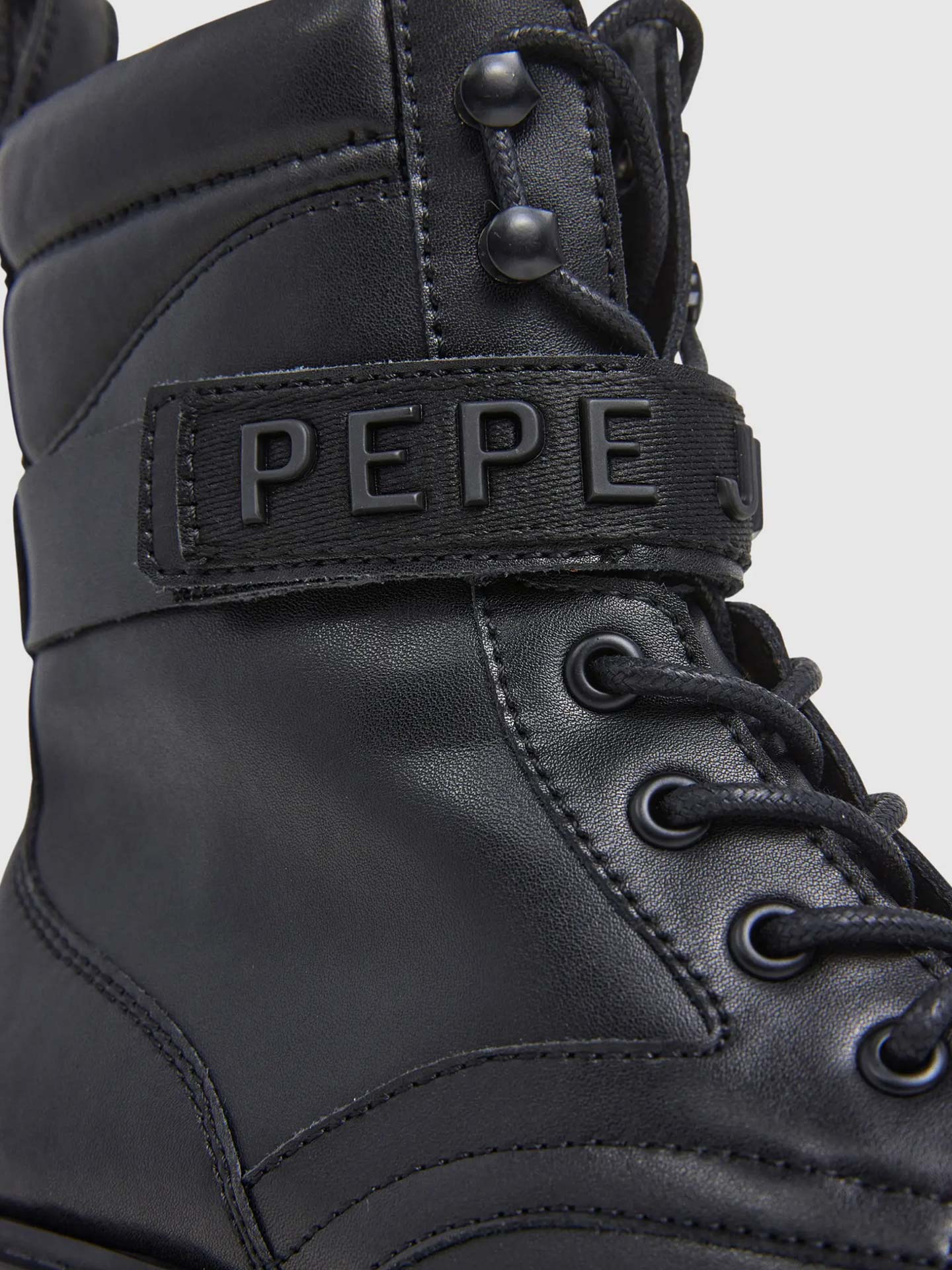 Botas de Pele Stacy Snap W