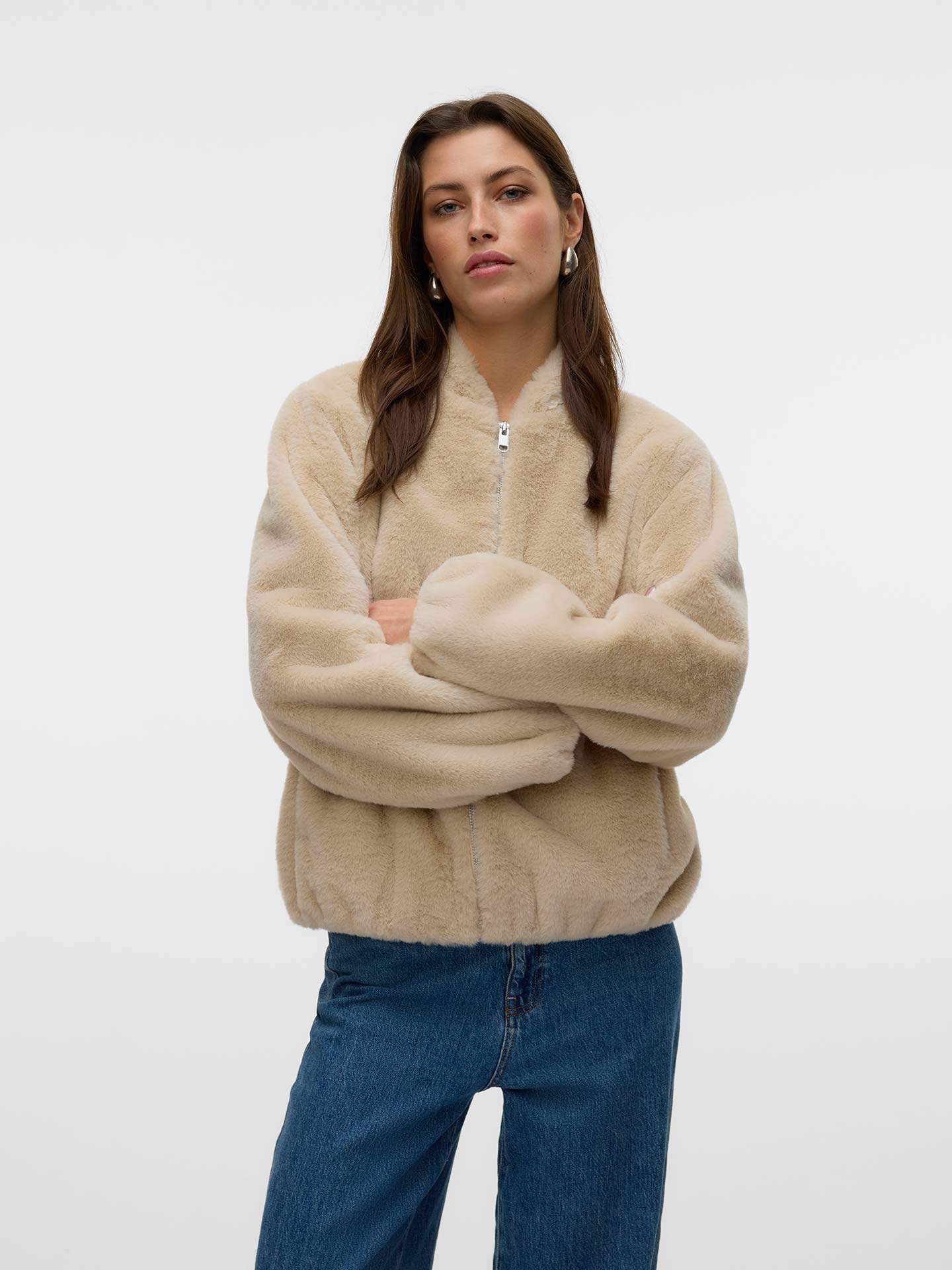 Casaco Curto de Efeito Pelo Sonjaliga