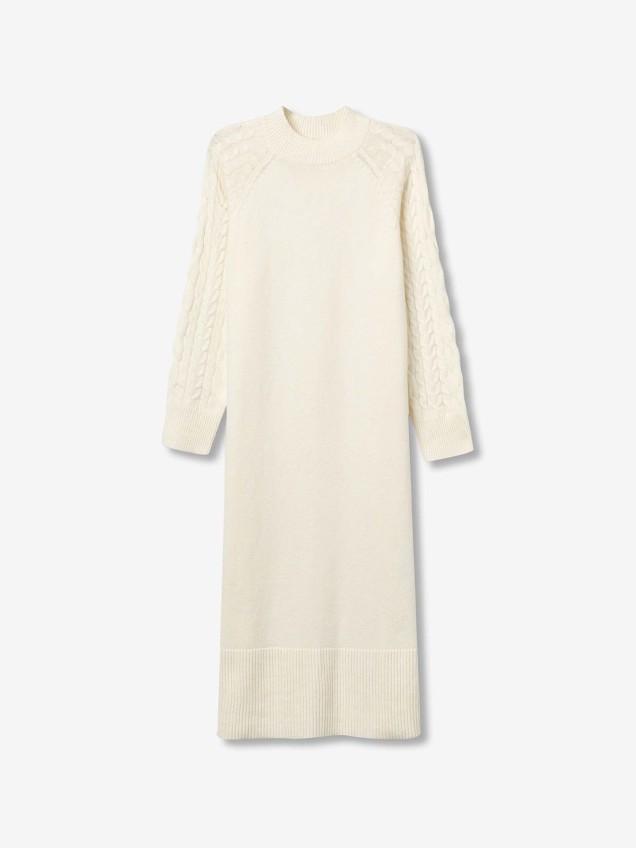 Vestido de Malha com Gola Subida