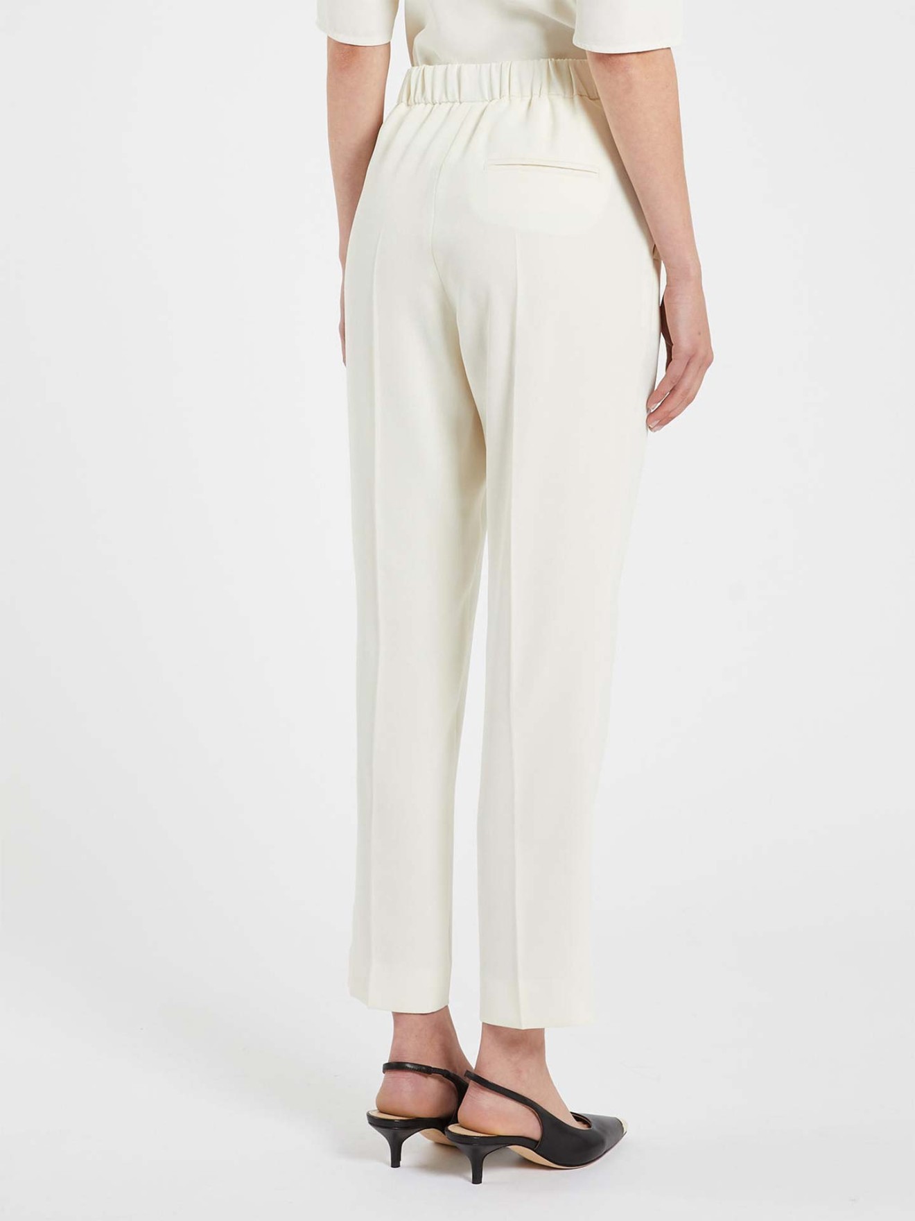 Cal�as Cigarette Fit