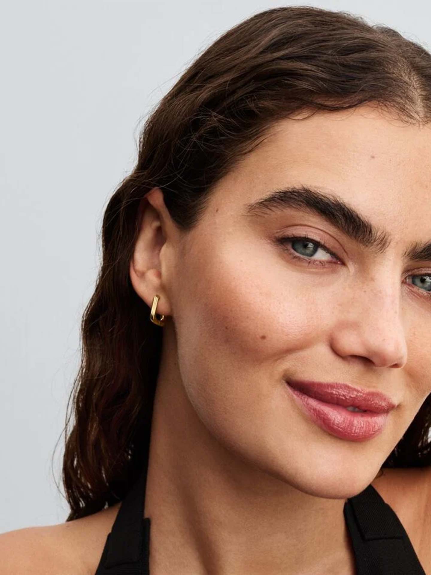 Argolas Pequenas Triângulo Torcido