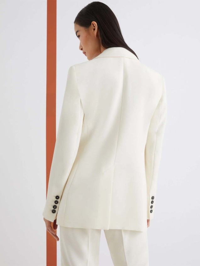 Blazer Kelly