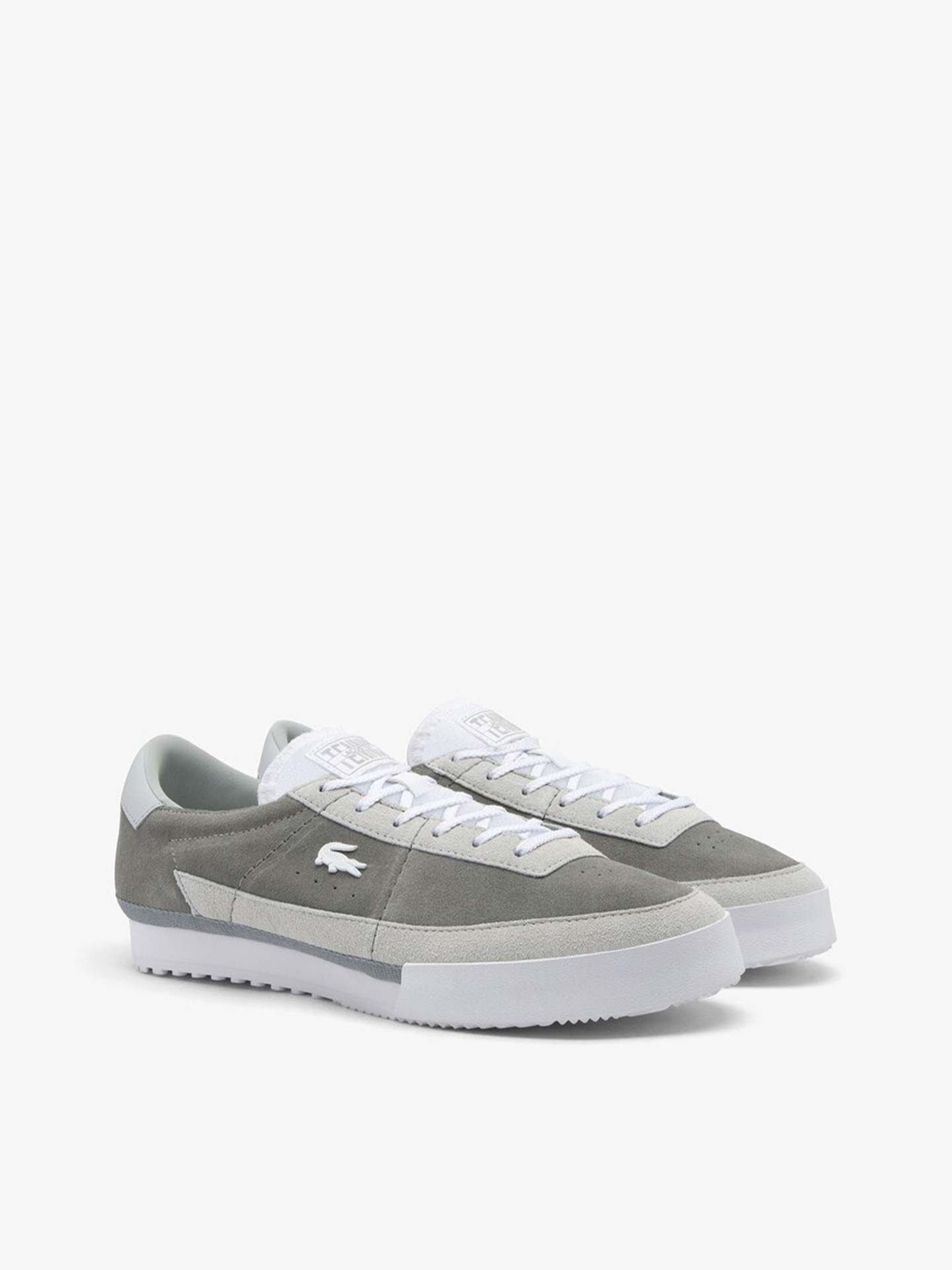 Sapatilhas em Camurça