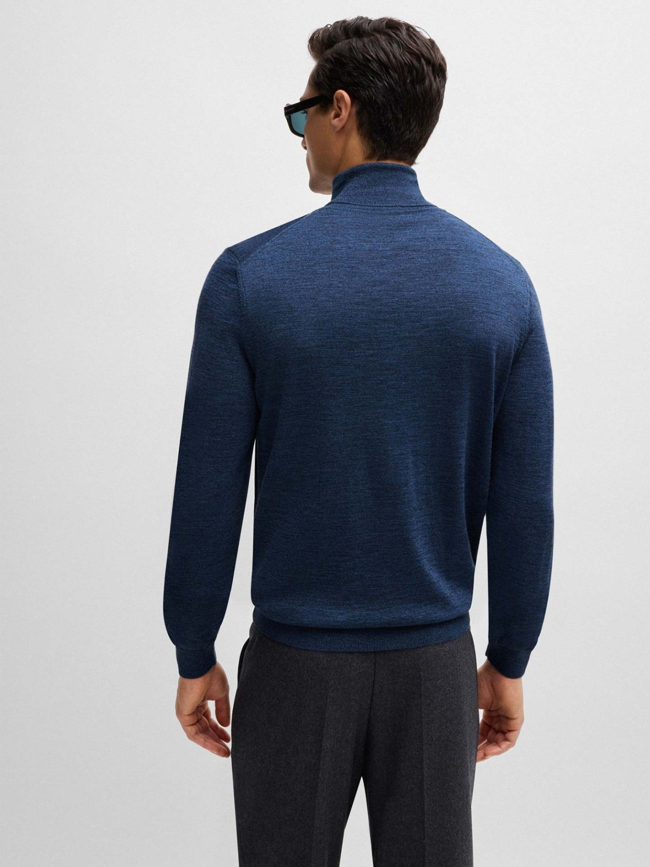 Camisola de Gola Alta