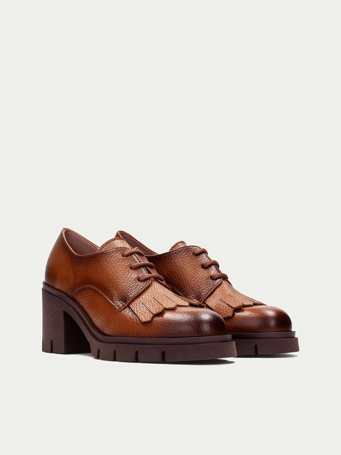 Sapatos de Salto Mdio