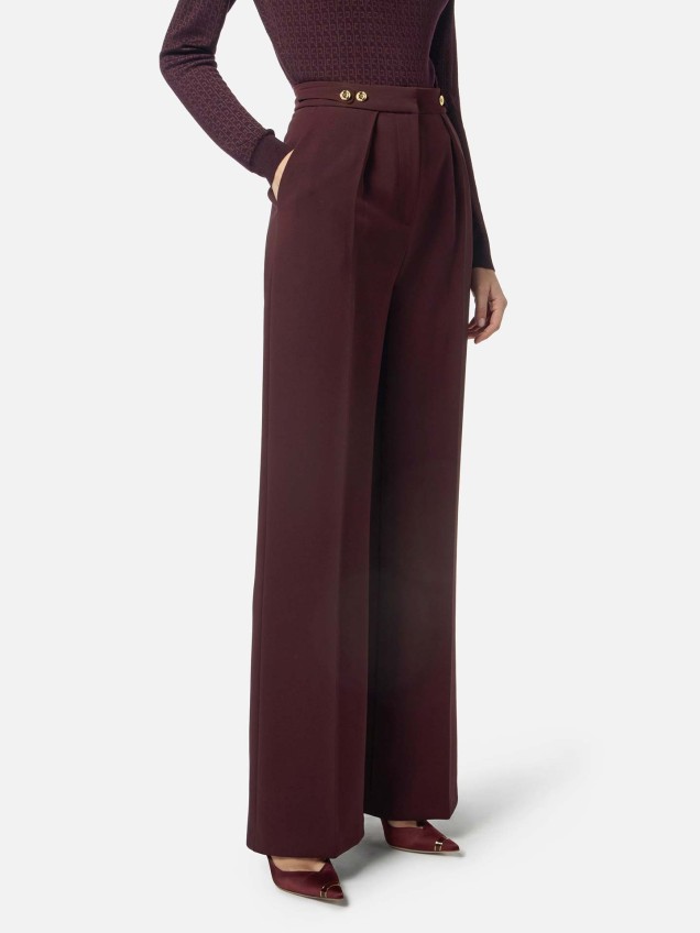 Calças com Detalhes Dourados