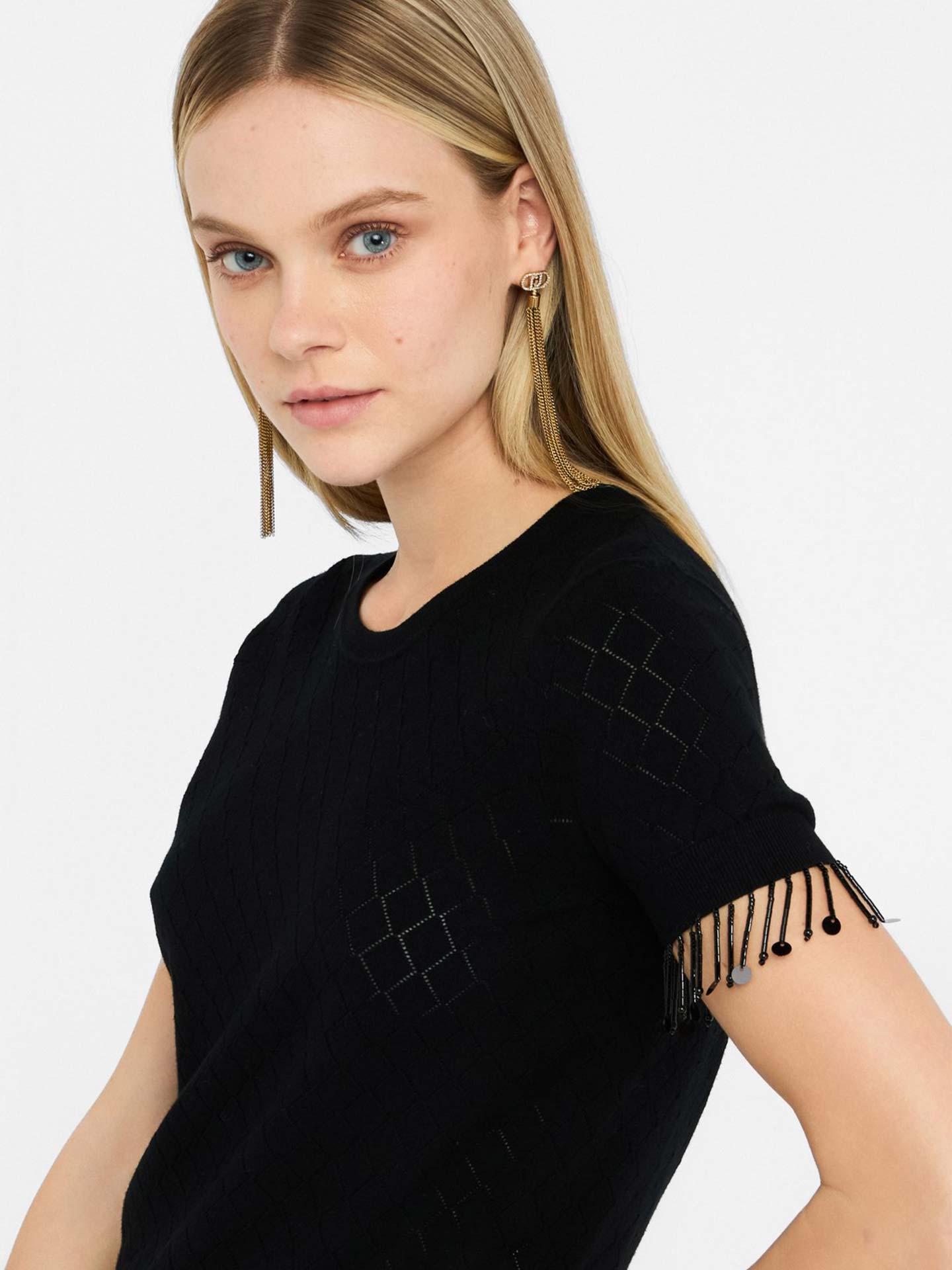 T-shirt de Malha Perfurada e Franjas de Contas