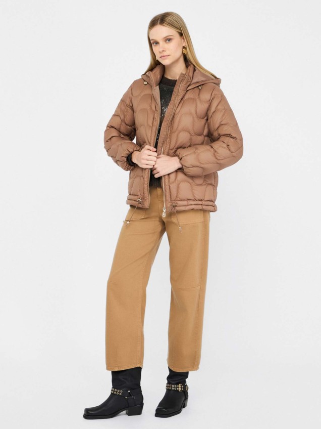 Blusão Acolchoado com Capuz