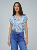 Blusa com Padro Floral