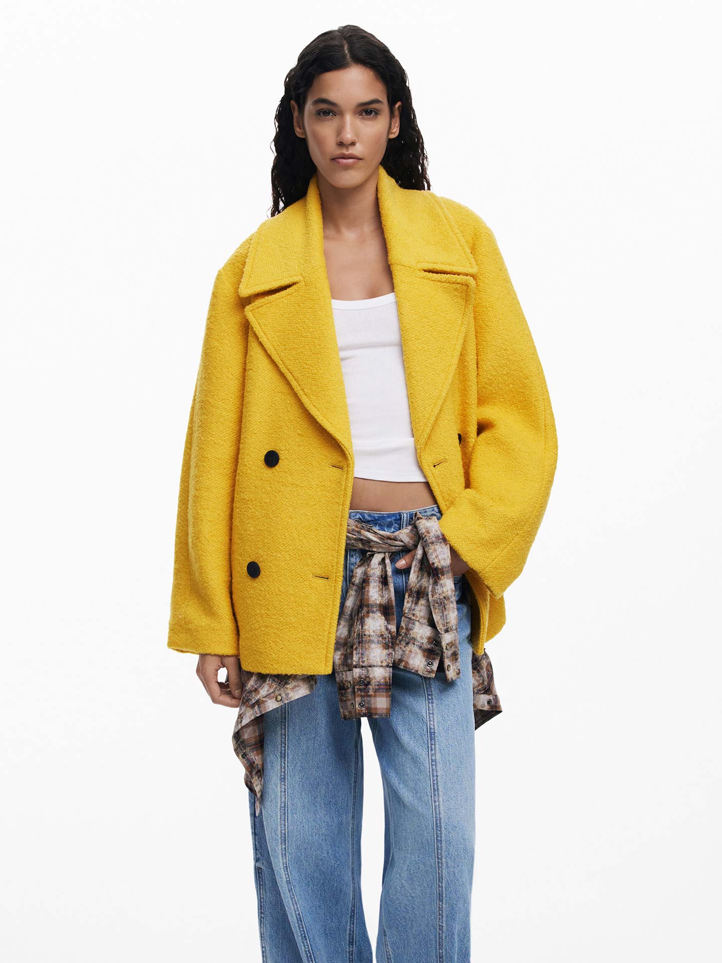 Casaco Curto com Gola de Lapela