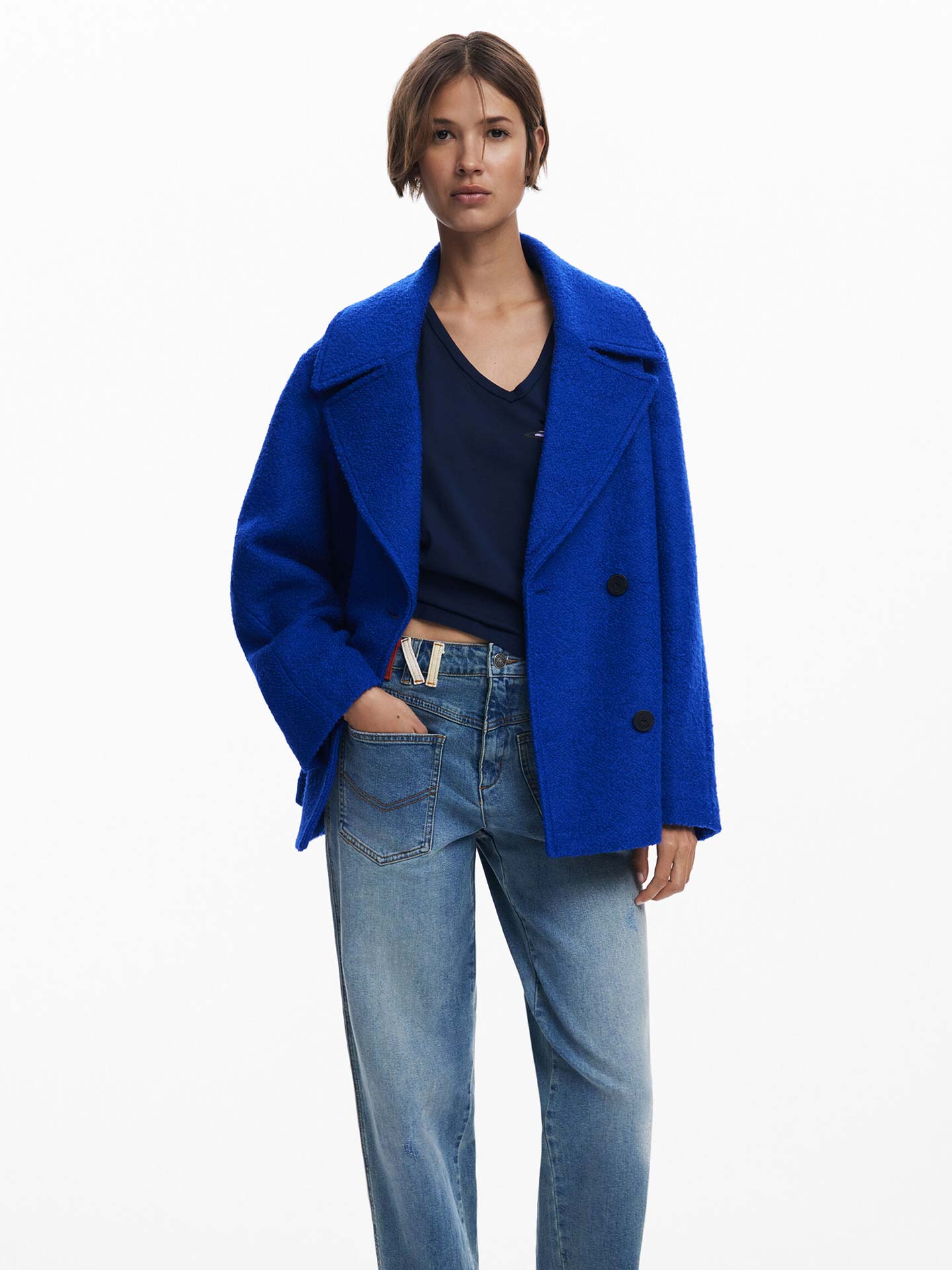 Casaco Curto com Gola de Lapela