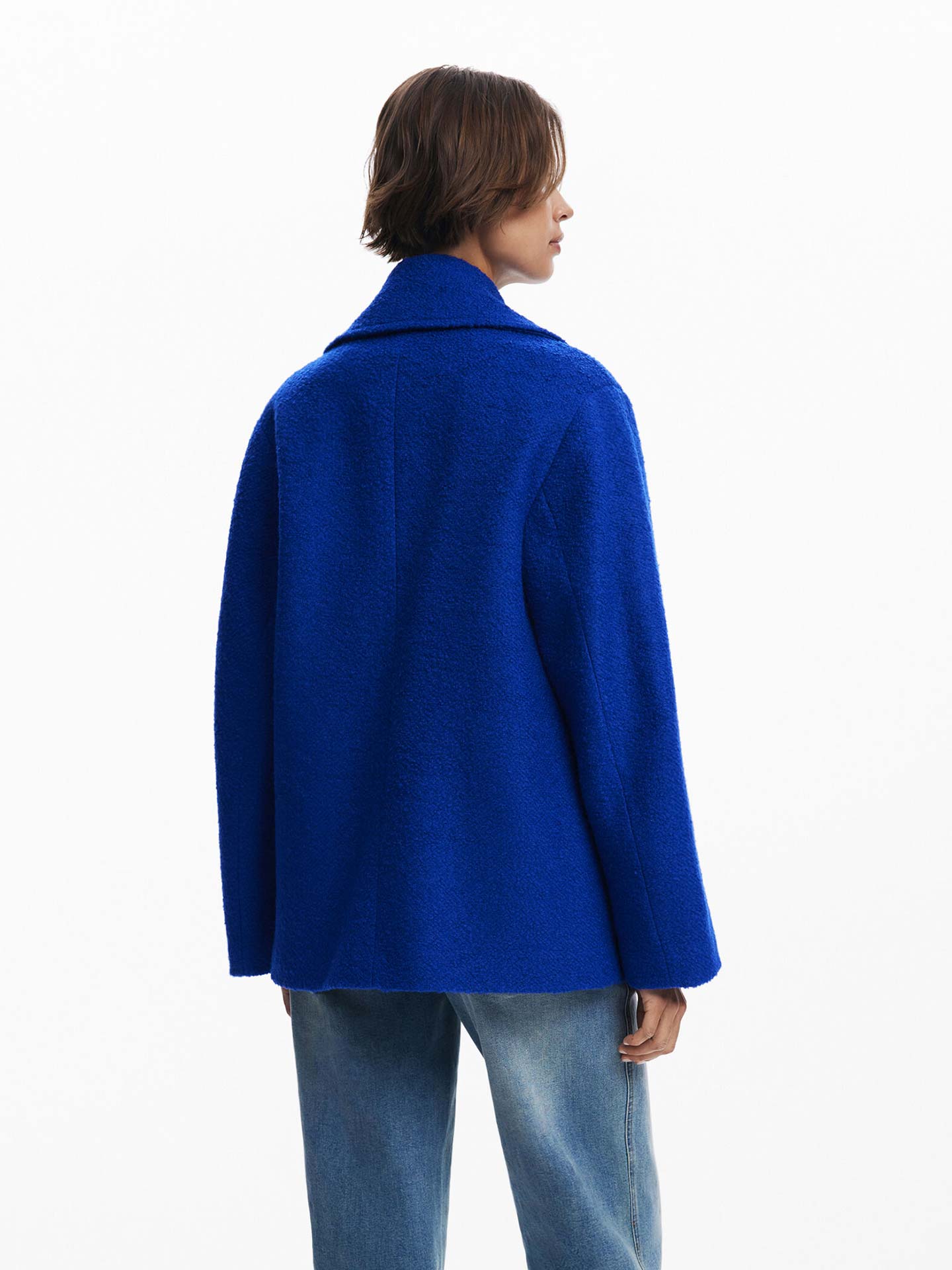 Casaco Curto com Gola de Lapela