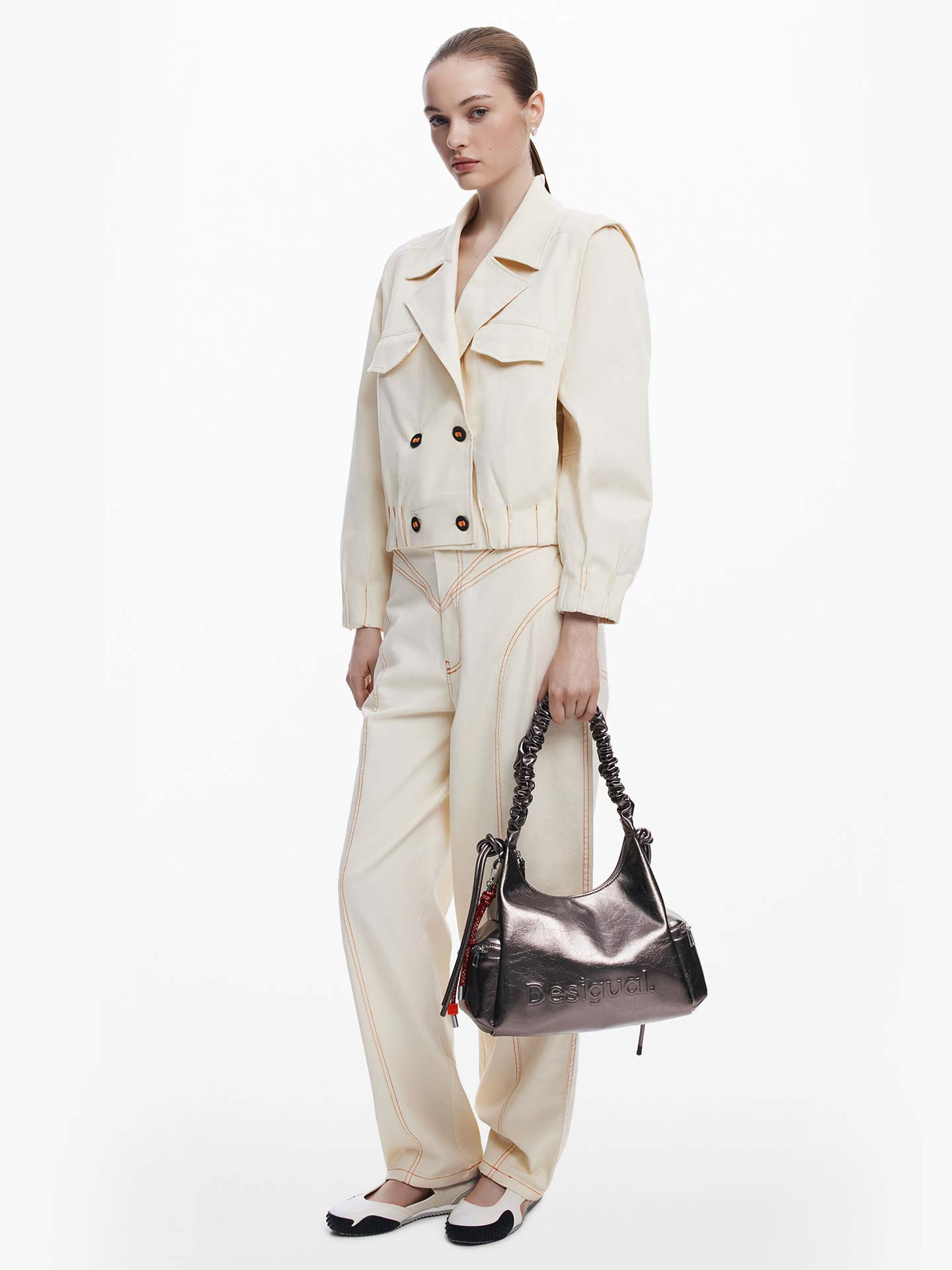 Mala de Mão com Acabamento Metalizado