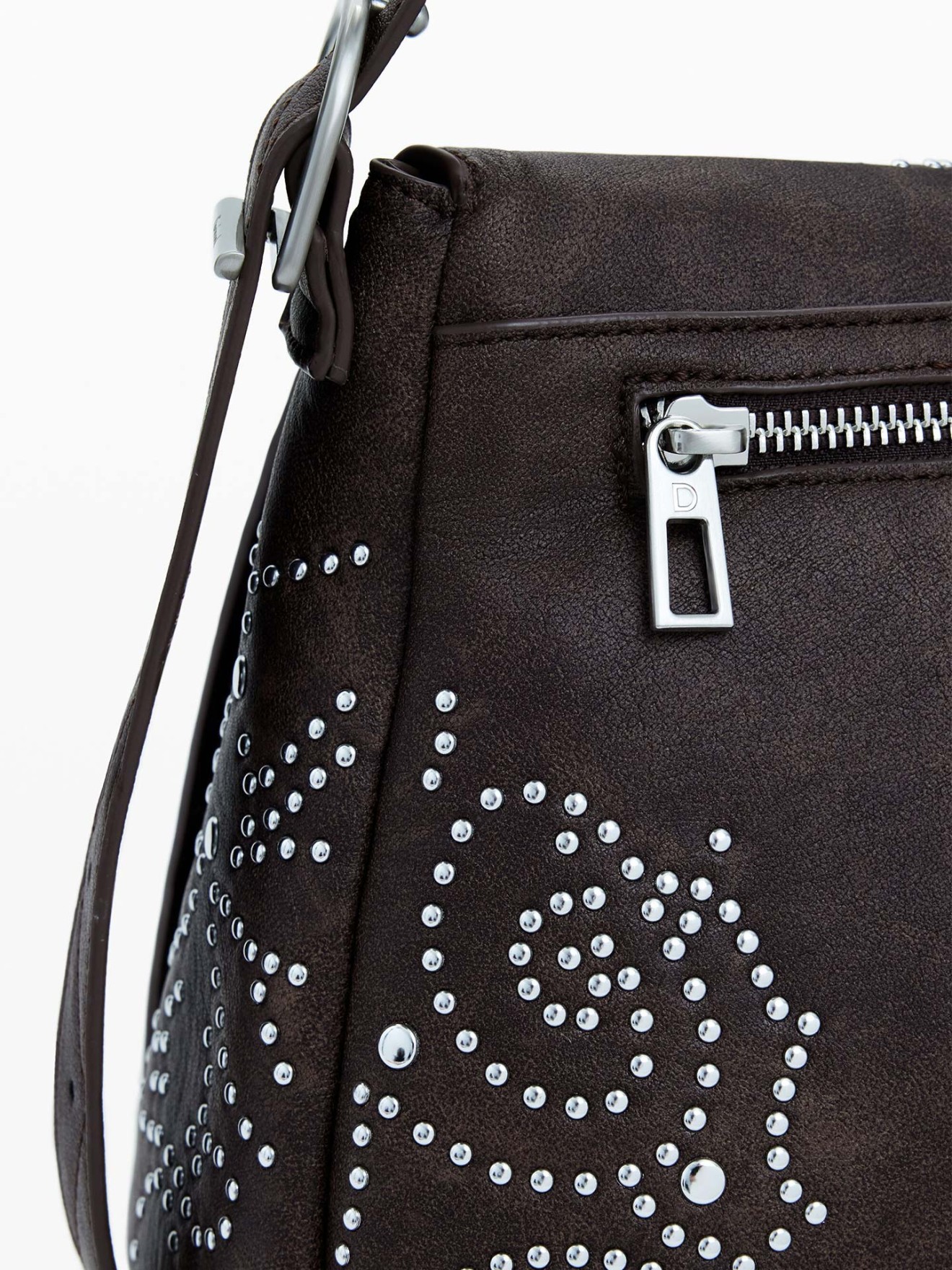 Mala de Ombro com Tachas