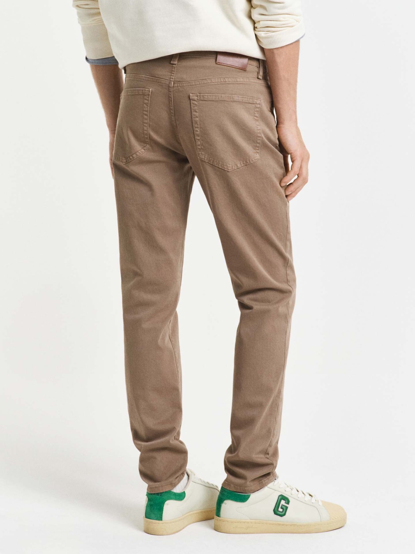 Calas Slim Fit