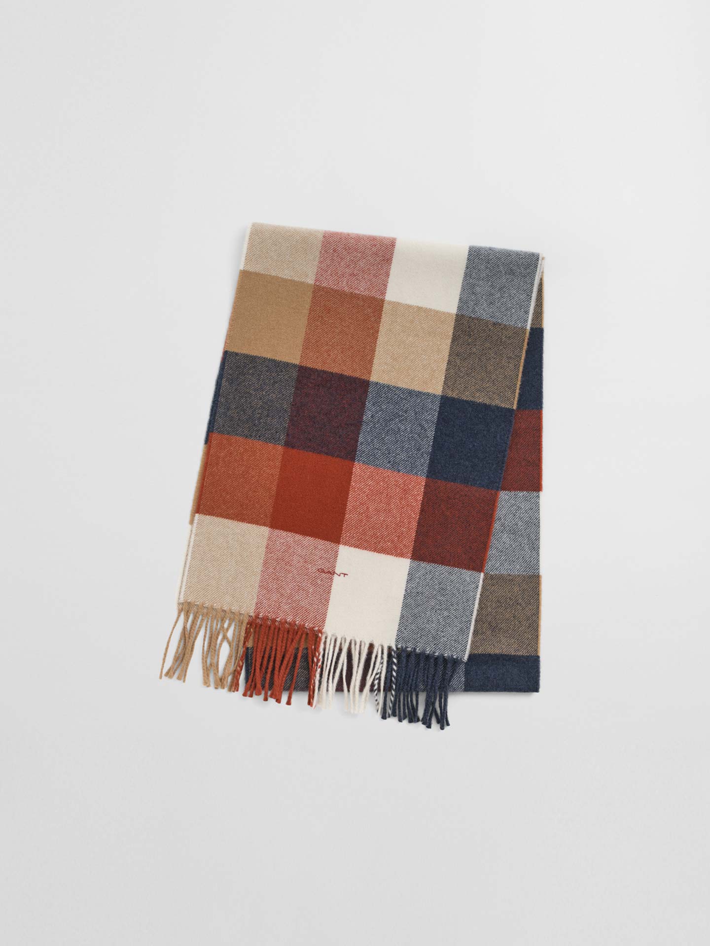 Cachecol ao Xadrez com Franjas