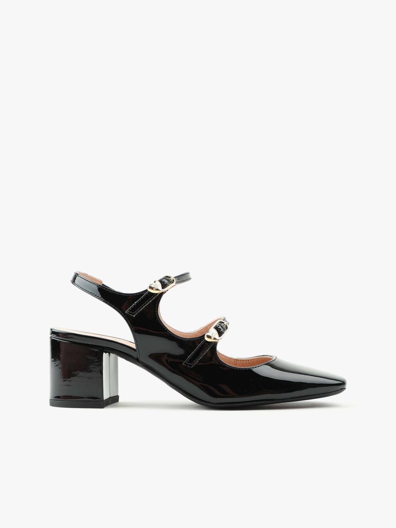 Sapatos de salto