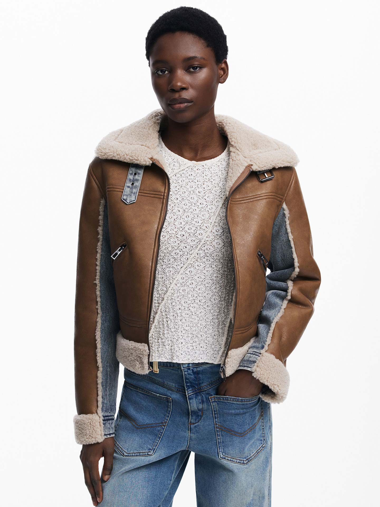 Casaco Curto Combinado