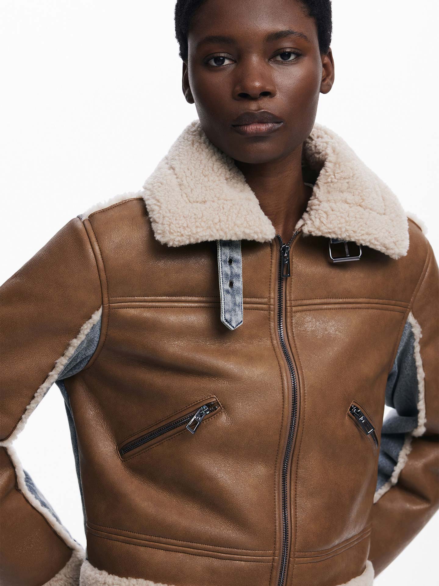 Casaco Curto Combinado