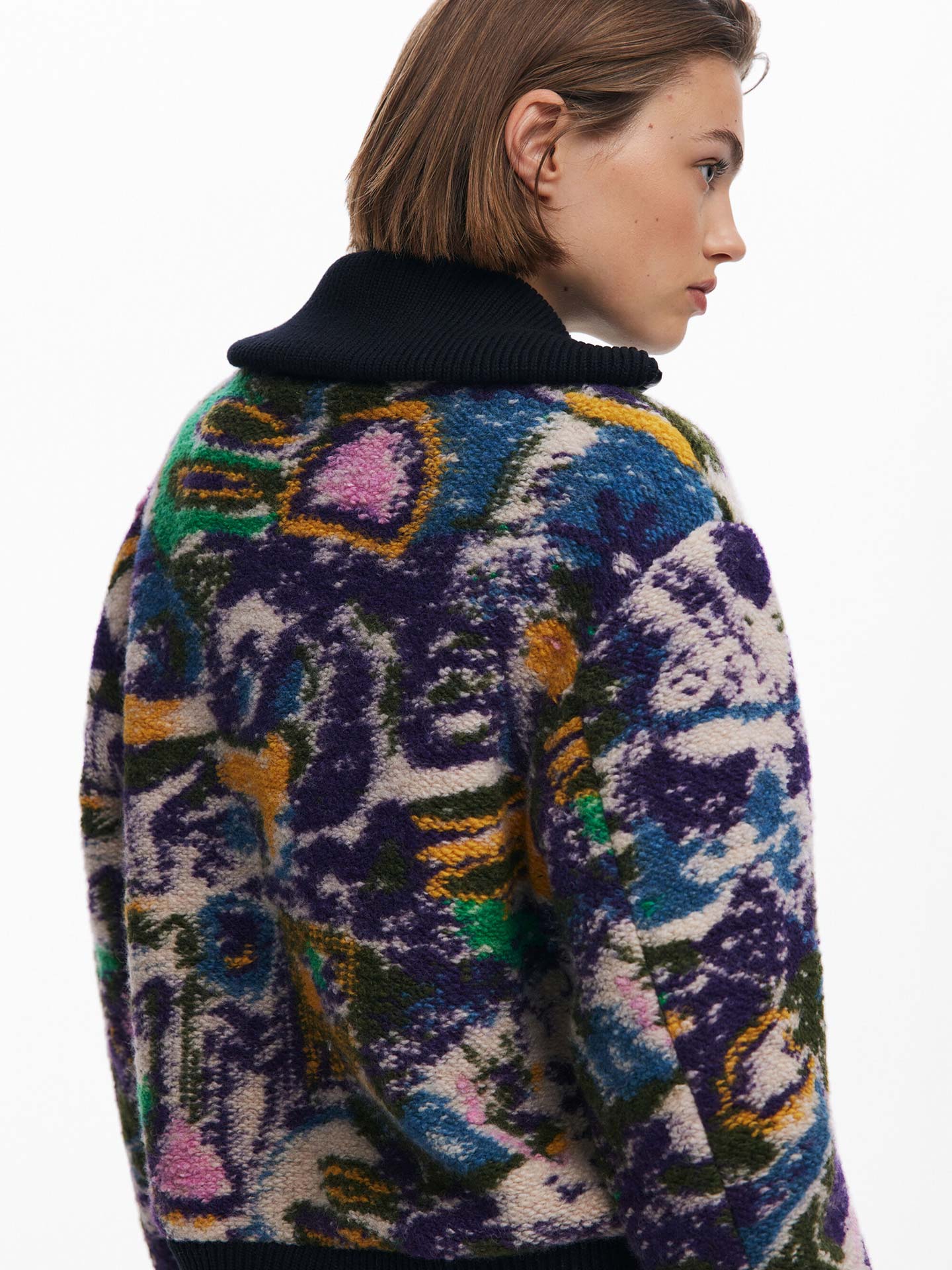 Casaco Bomber Curto com Padrão