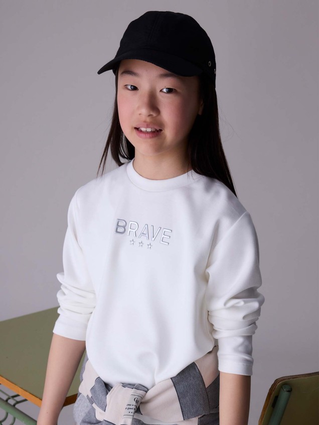 Sweatshirt