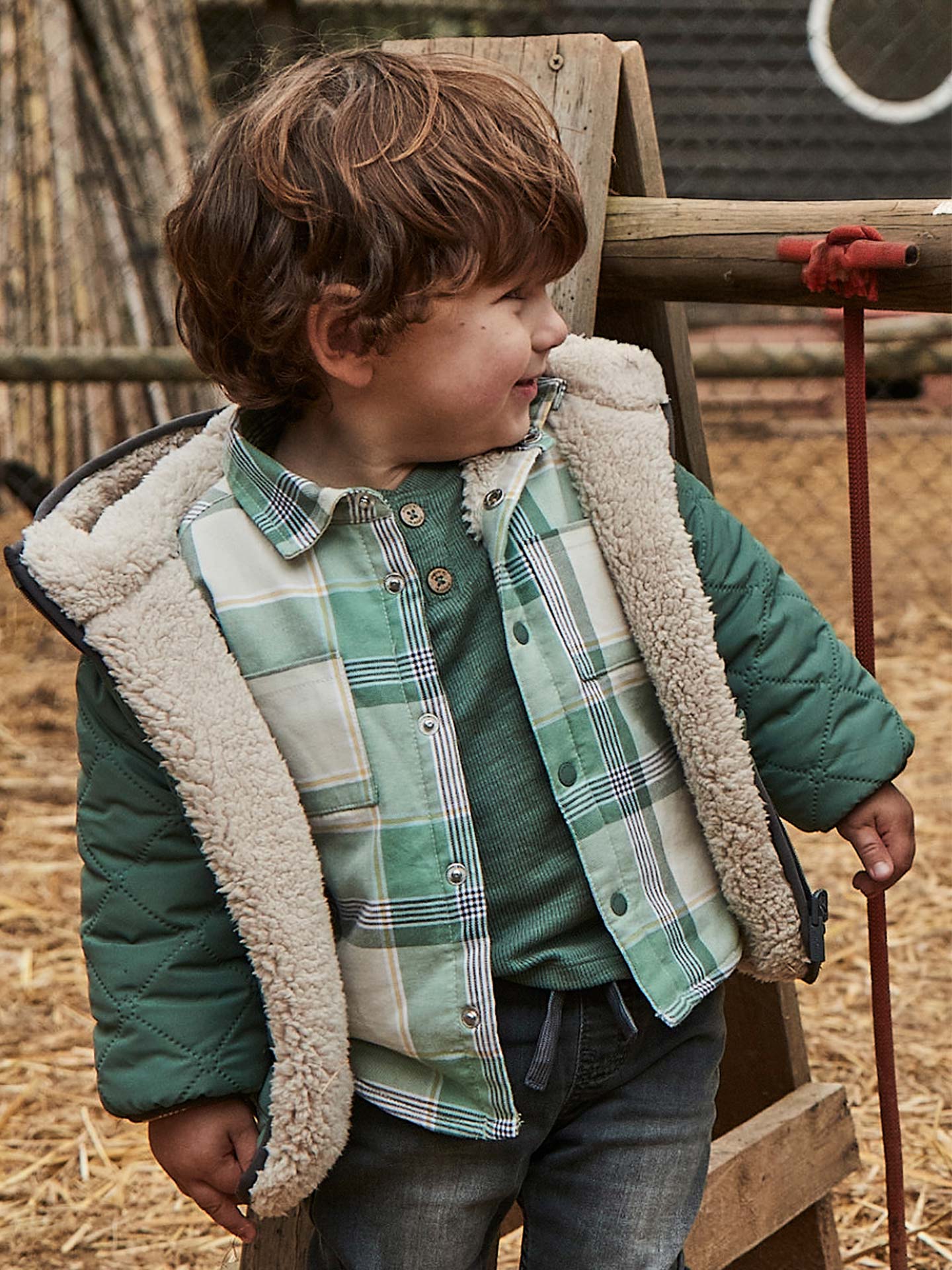 Sobre Camisa com Padrão Xadrez