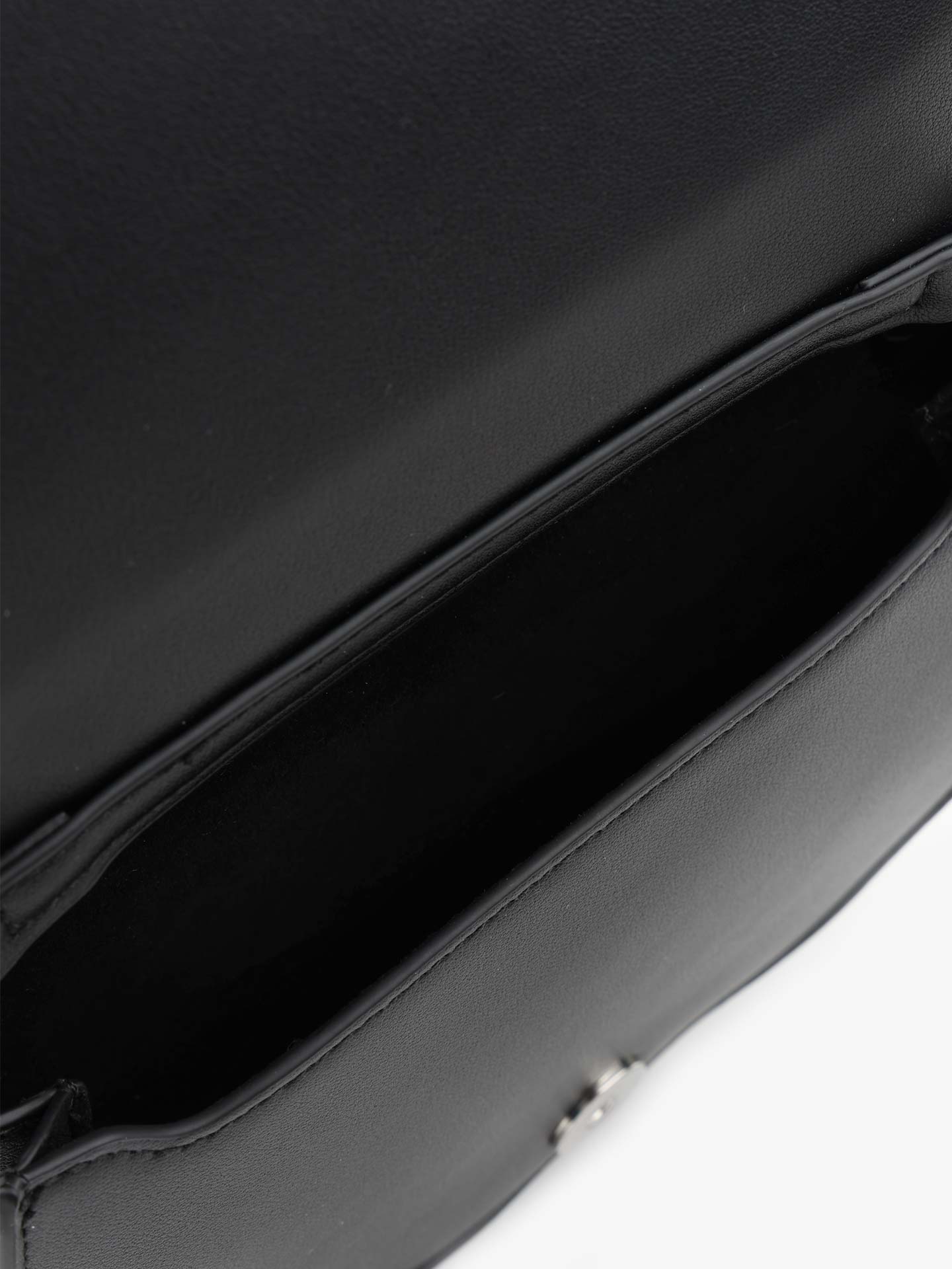 Mala de Mão Meia Lua