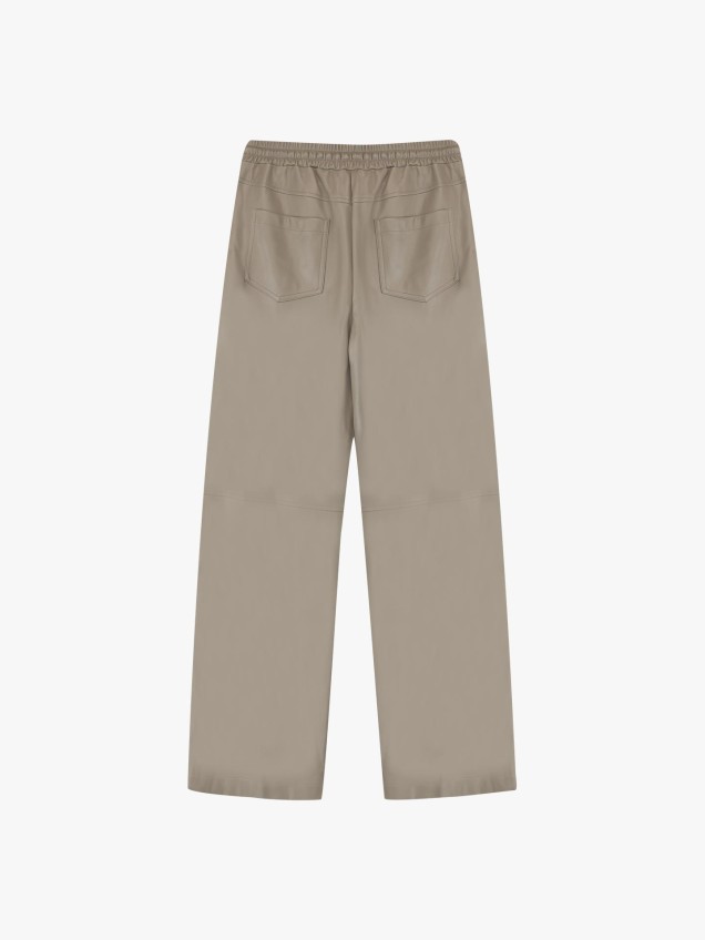 Calças Straight Fit