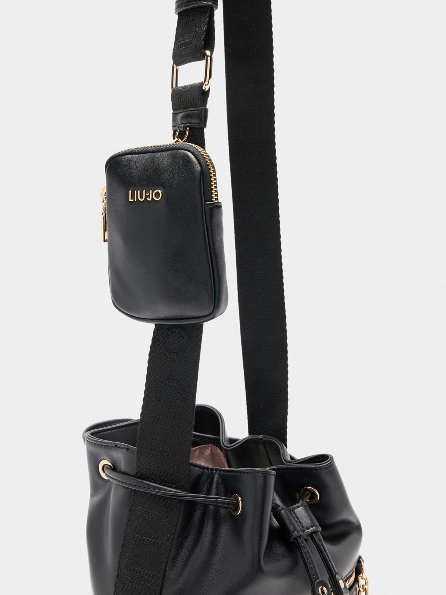 Bucket Bag