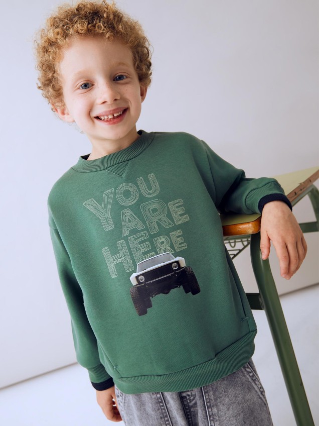 Sweatshirt