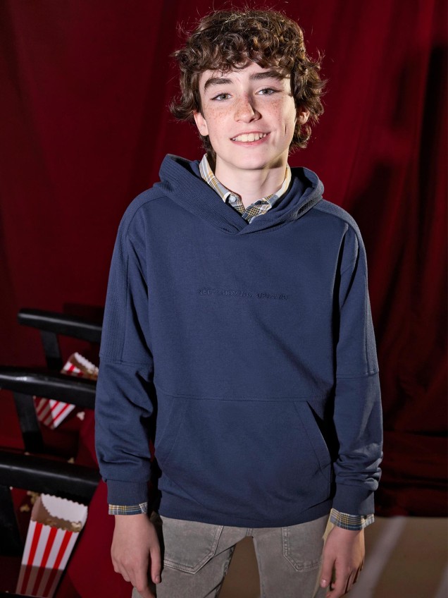 Sweatshirt