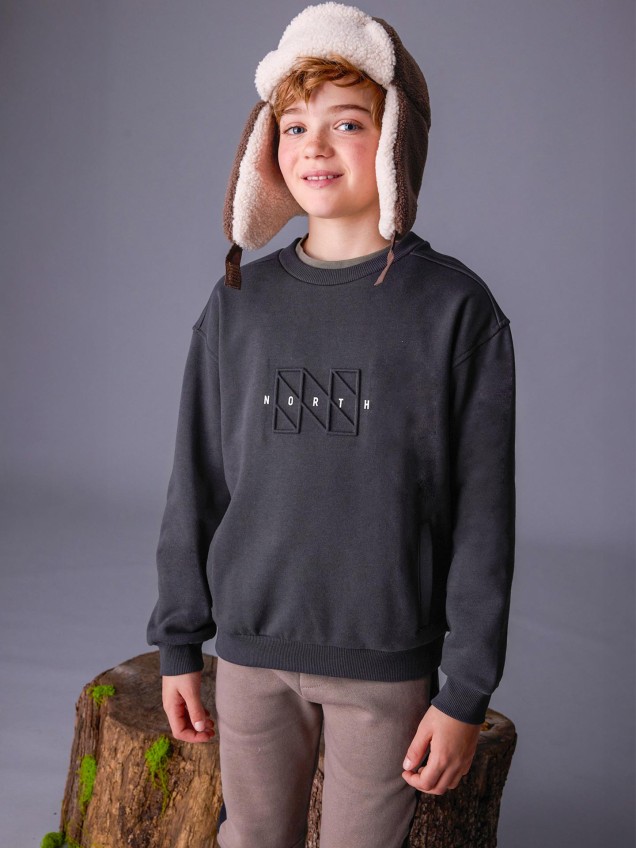 Sweatshirt