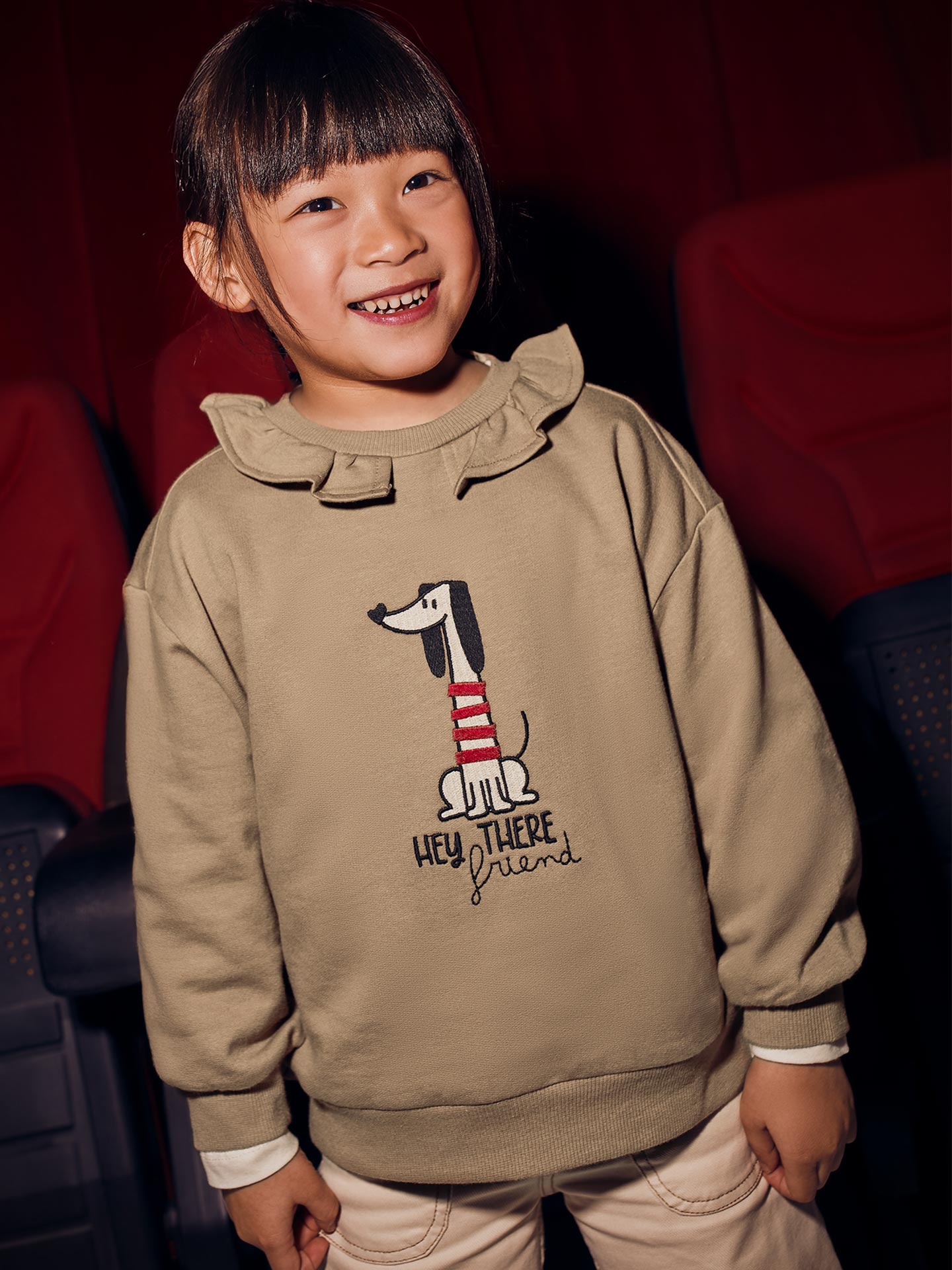 Sweatshirt com Gola Folho