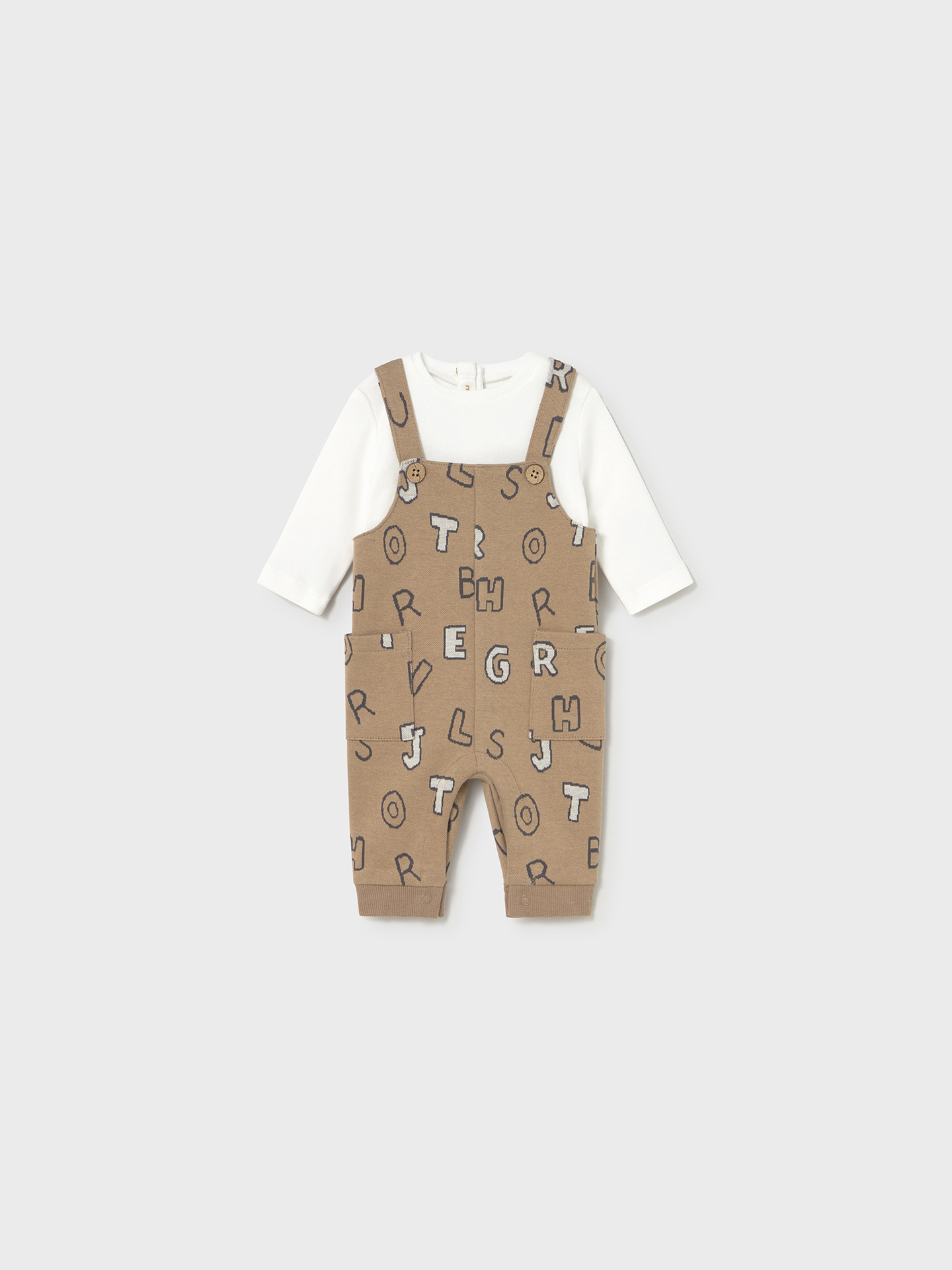 Conjunto de Jardineira